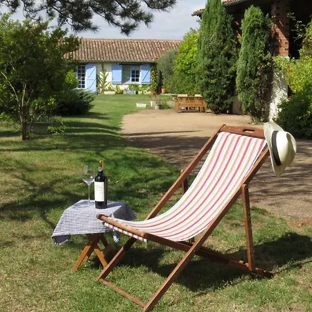 Nature's Pace Holidays Montmaur