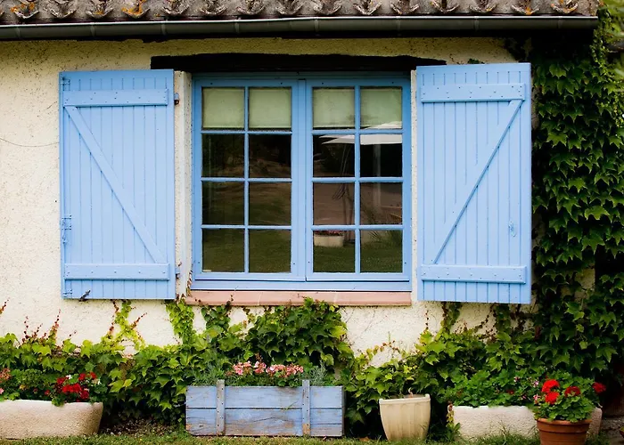 Nature's Pace Holidays * Montmaur (Aude)